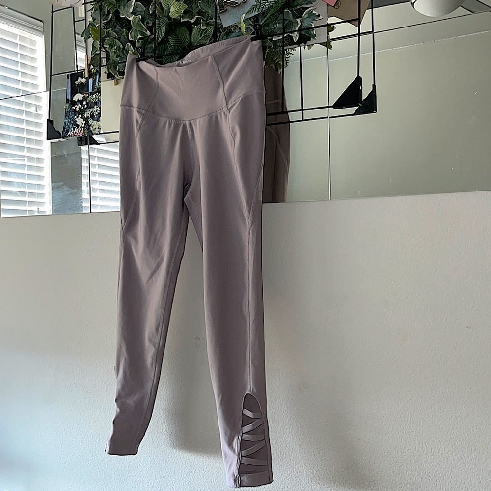 LAVENDER ALTHLETIC PANTS